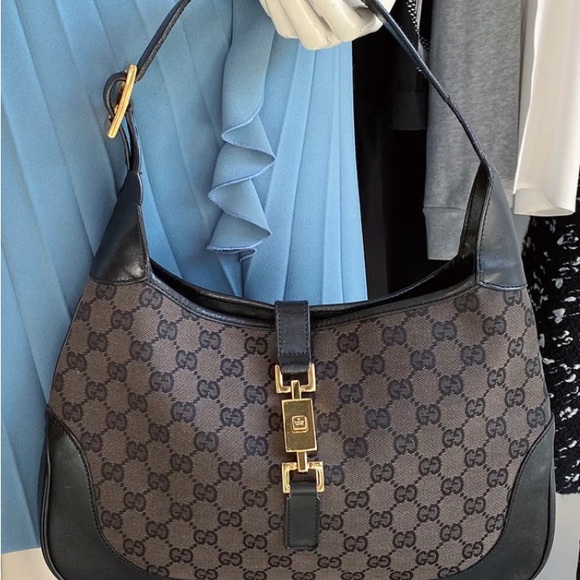 Gucci — Jackie O Monogrammed Hobo Bag - Picture 4 of 4